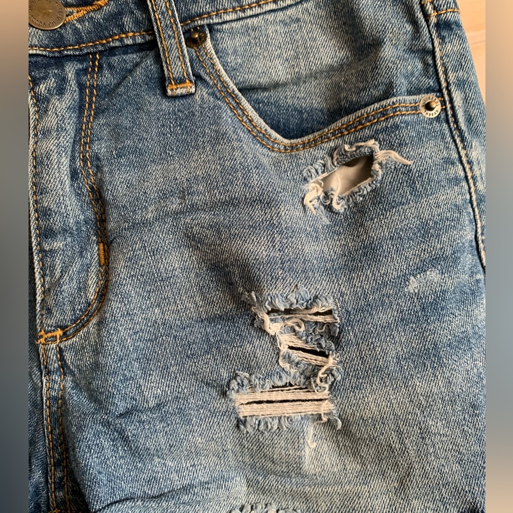 Universal Thread | High Rise Shortie Denim Shorts - Picture 3 of 7
